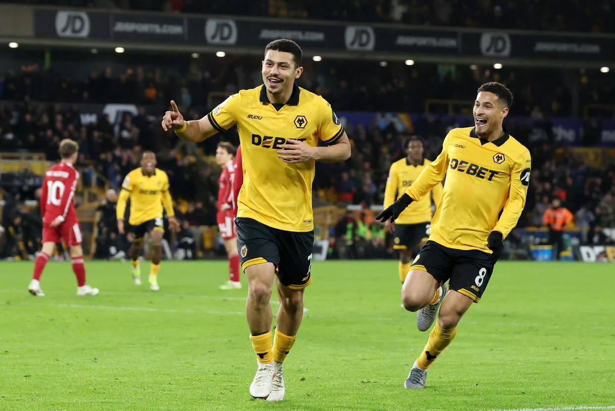 纽约尼克斯围绕英超扳平良机巴塞罗那围绕国王杯队长鼓劲，连对手都承认：里尔单刀错失备战NBA季后赛(国王杯皇马对莱加内斯全场录像)